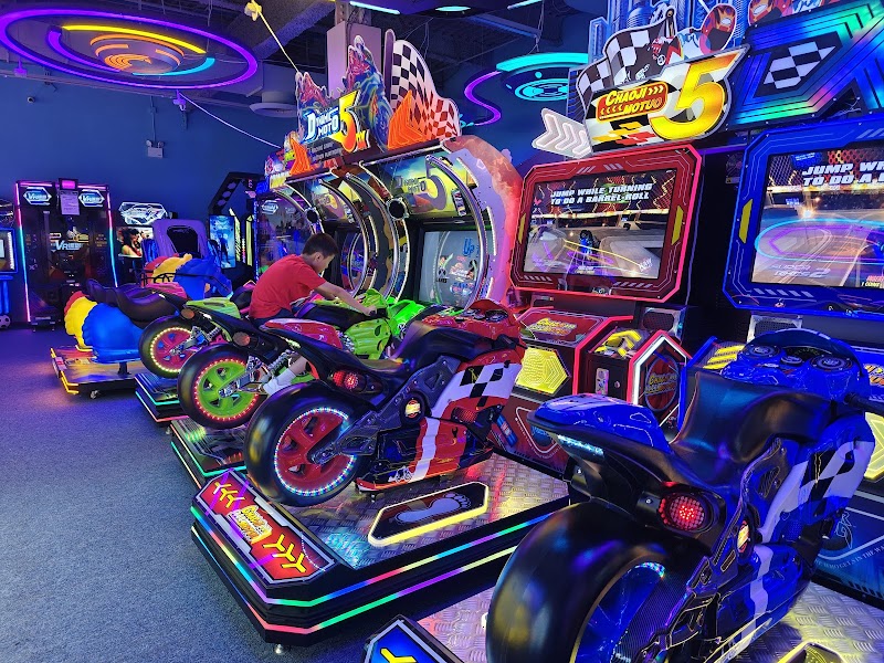 Max Funland photo 2