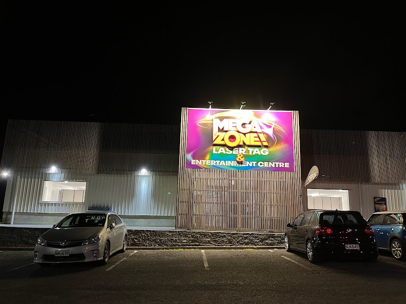 Megazone Entertainment Centre photo 3