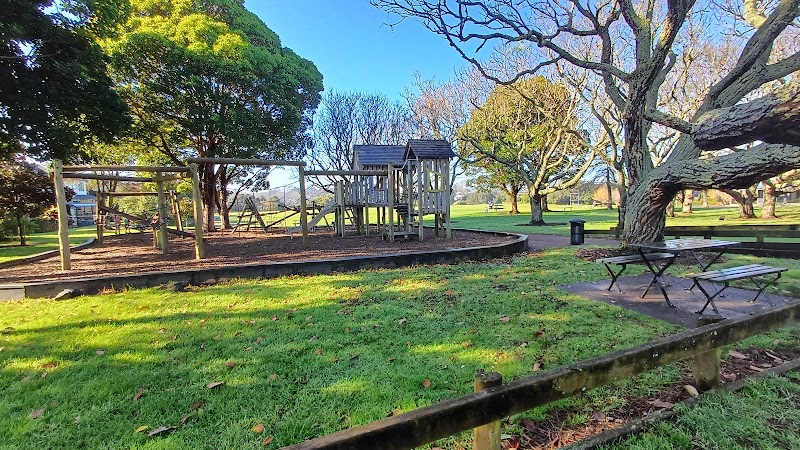 Melville Park photo 3