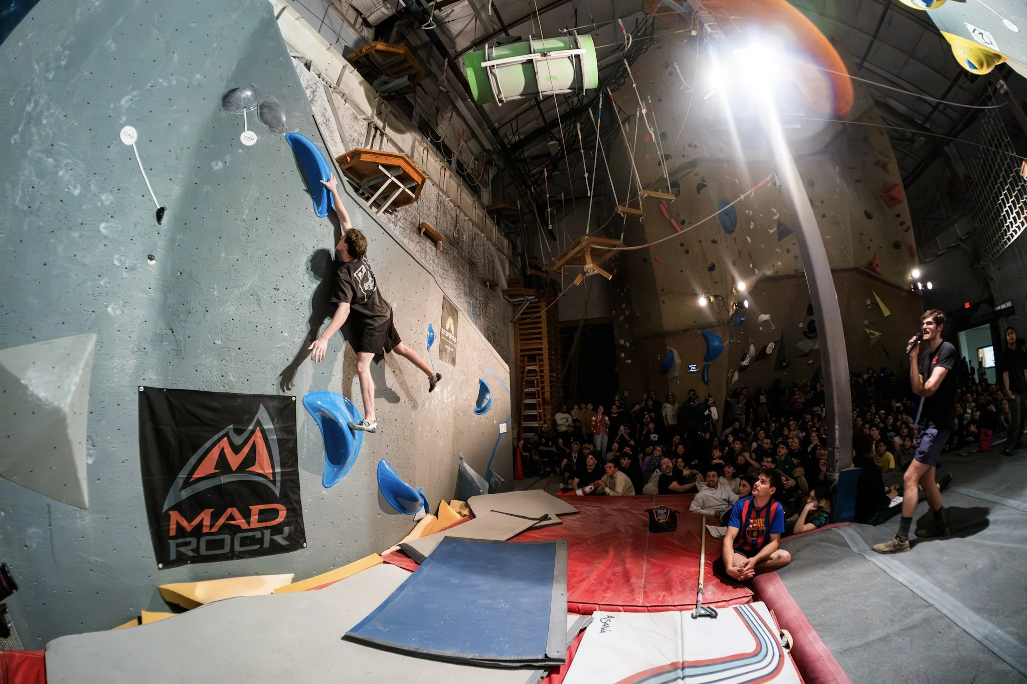 MetroRock Climbing Center photo 3