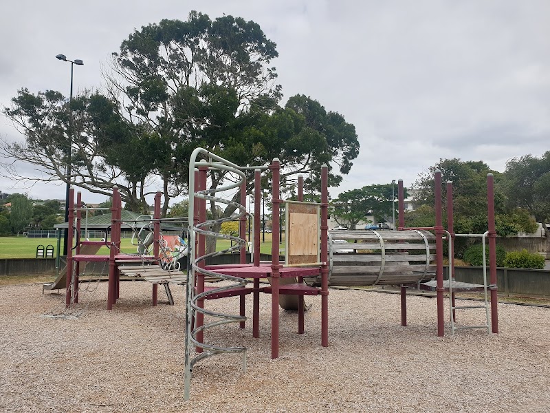 Michaels Ave Playground photo 2