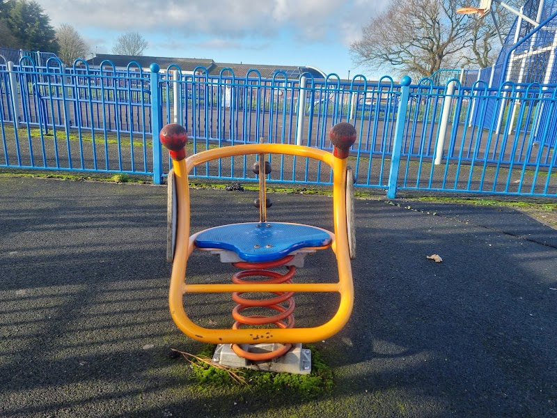 Middlehill Rise Play Area photo 2