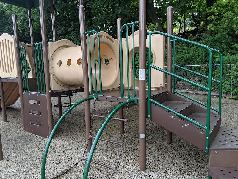 Miers Playground photo 2