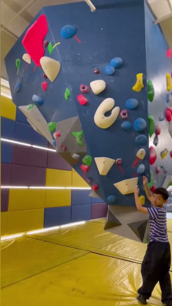 MightyB Bouldering photo 3