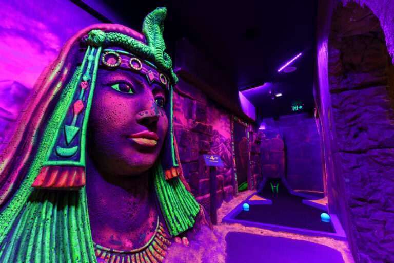 Mini Golf at Le Mans photo 3