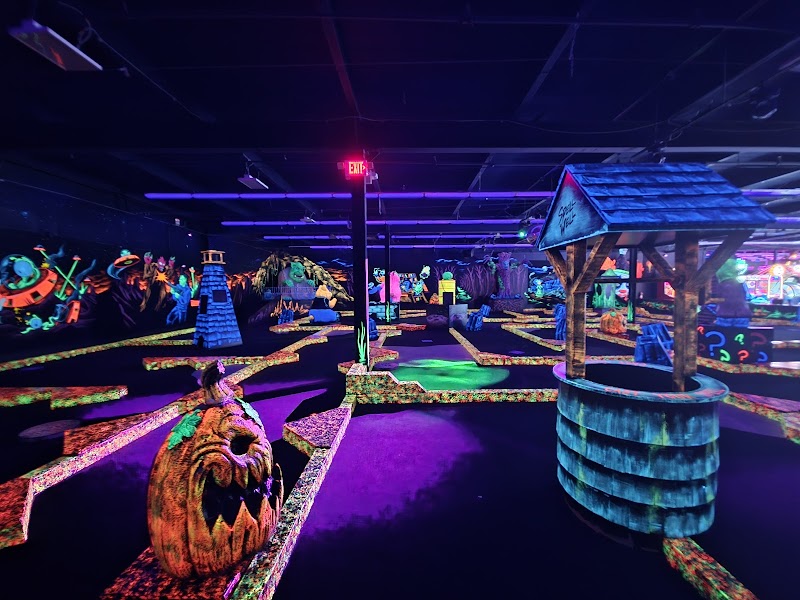 Monster Mini Golf Garden City