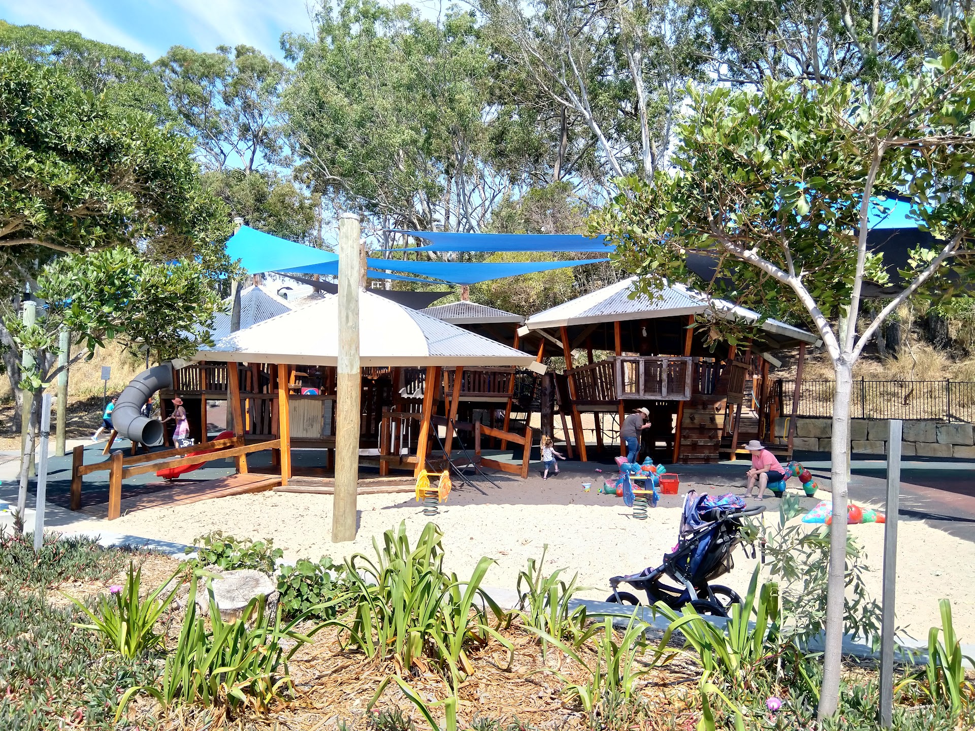 Moora Park photo 3