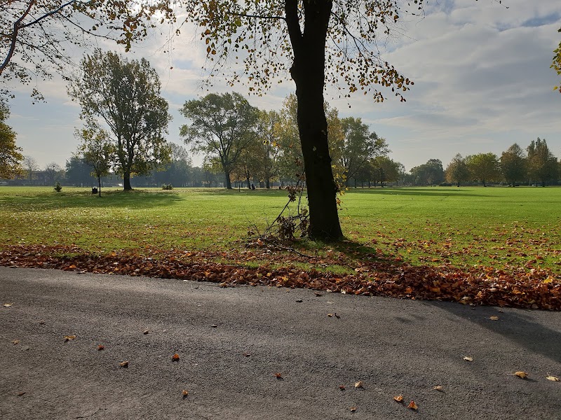 Moorside Park photo 2