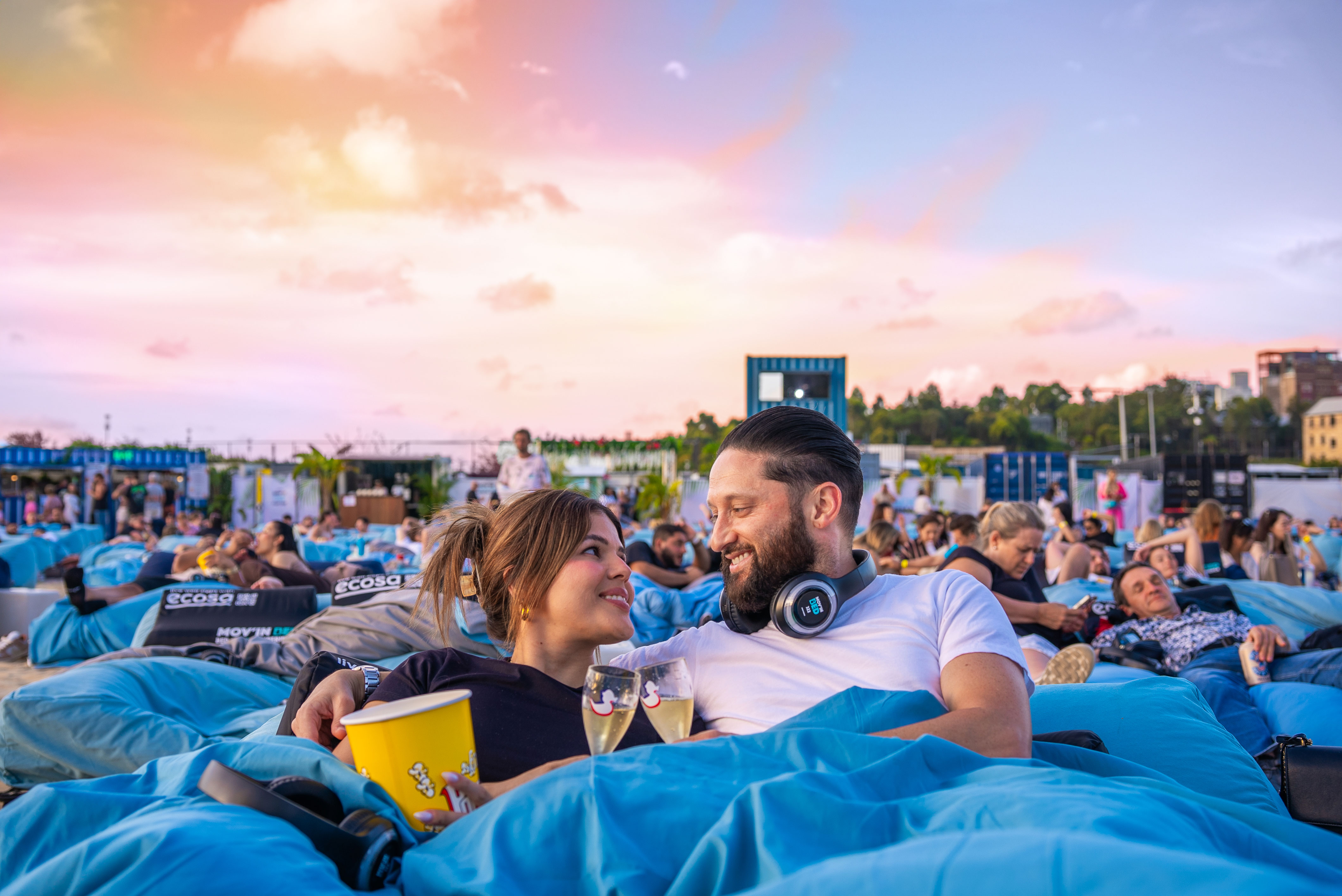 Mov’in bed - Outdoor Bed Cinema photo 2