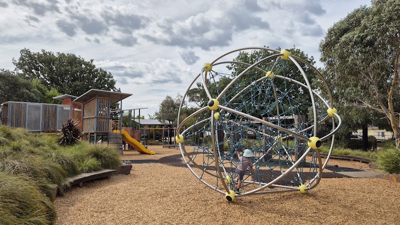 Murrumbeena Park Playground photo 2