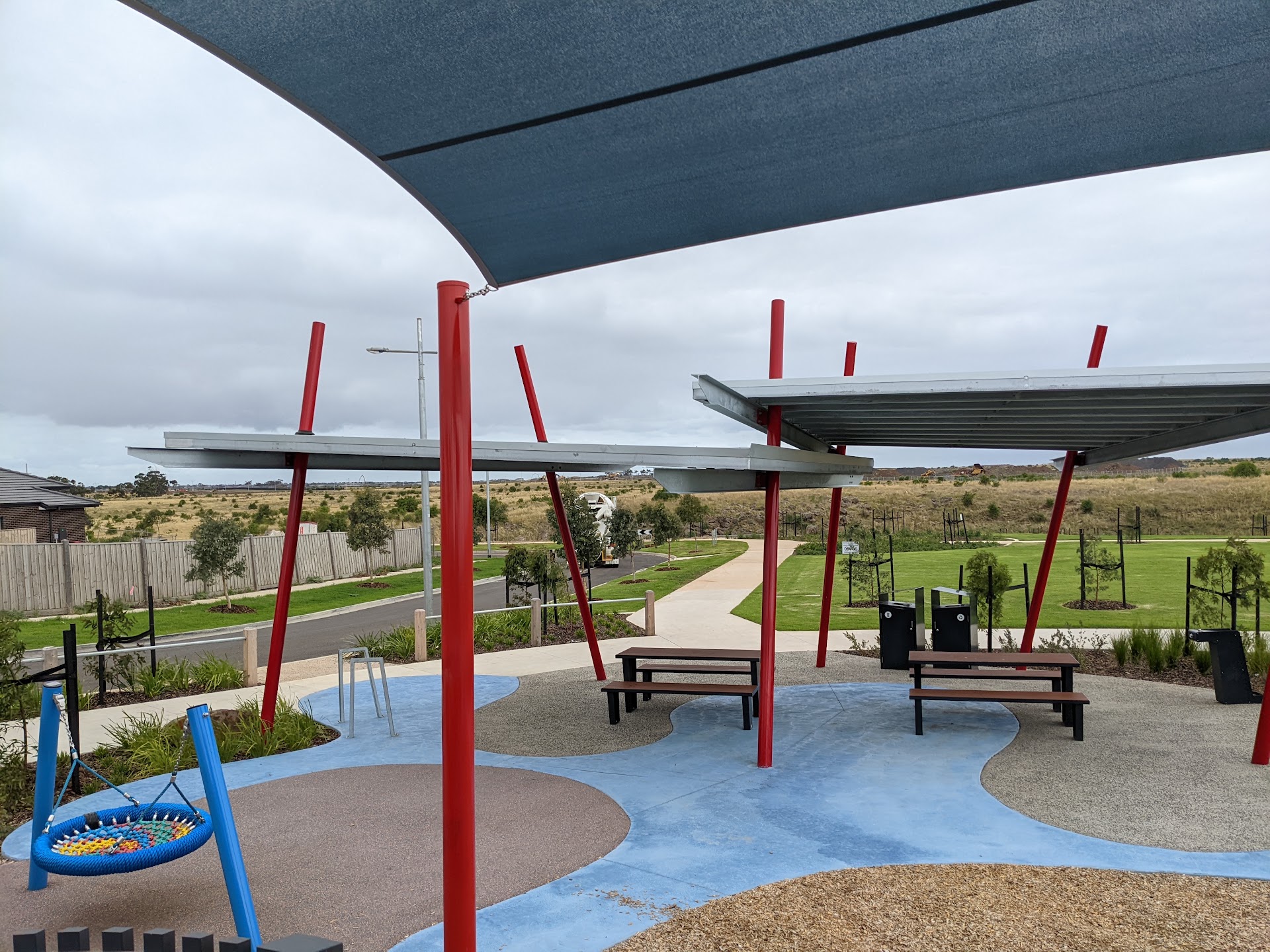 Muscatel Crescent Playground photo 3