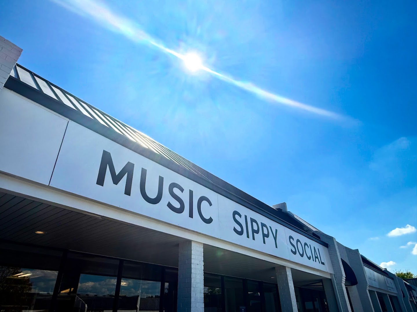 Music Sippy Social