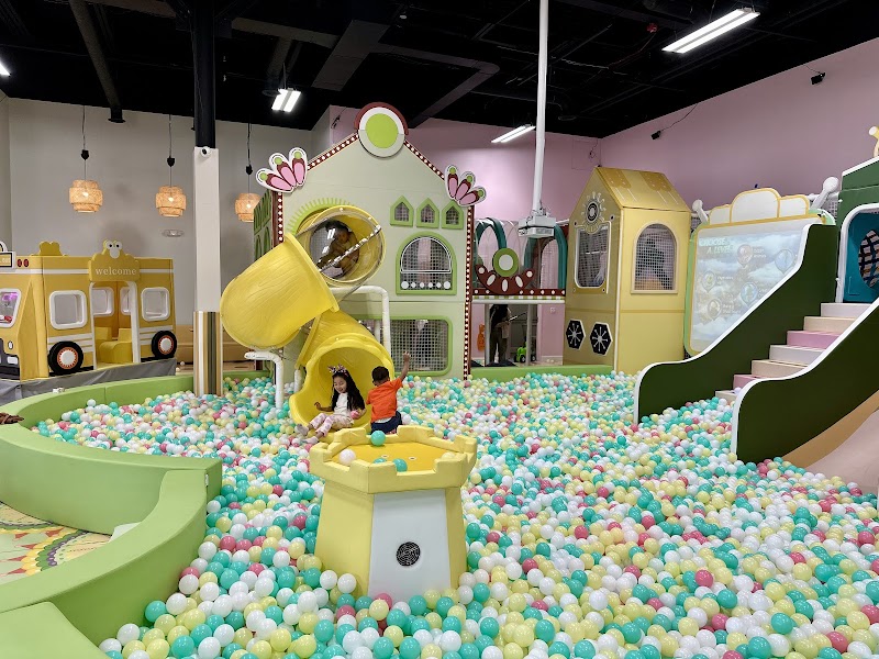 Photo of Nana's Wonderland Massapequa in New York