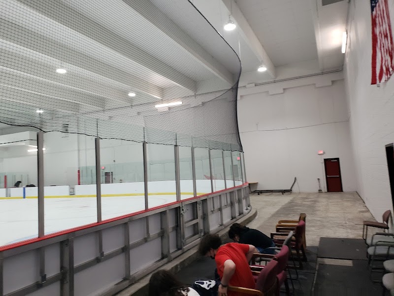 Newark Pool & Ice Rink photo 3