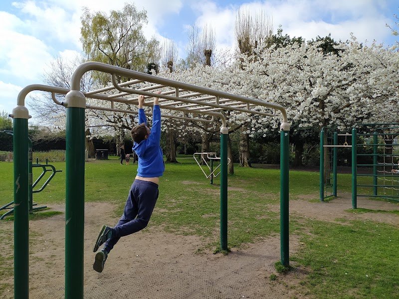 Newton Park photo 2