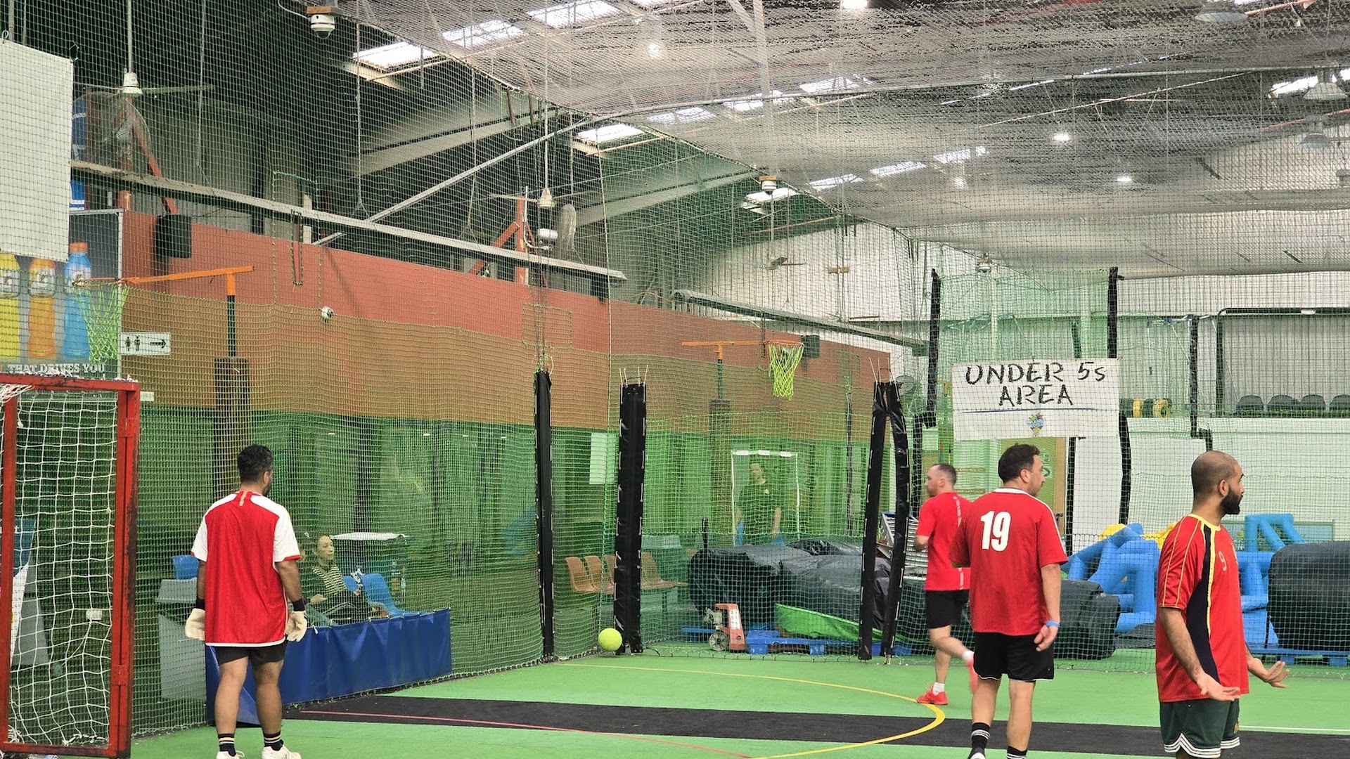 Oakleigh Indoor Sports Centre photo 3