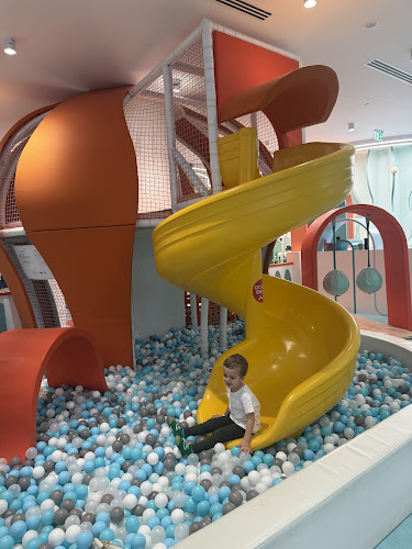 Oktopus Park by We Play