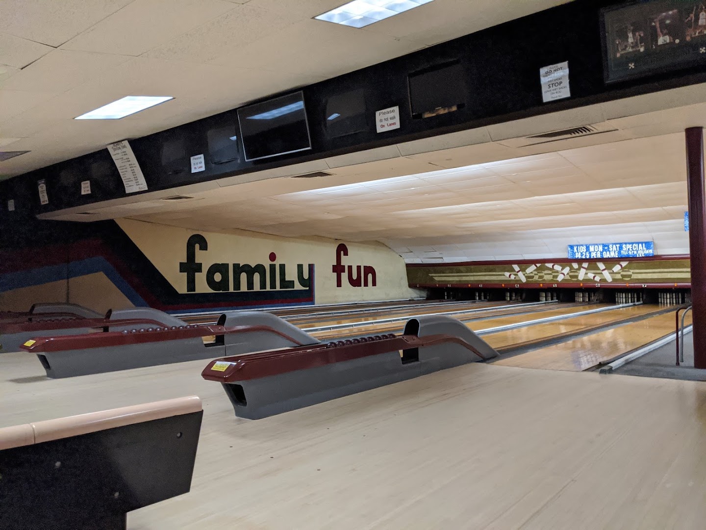 Olindy's Quincy Avenue Lanes