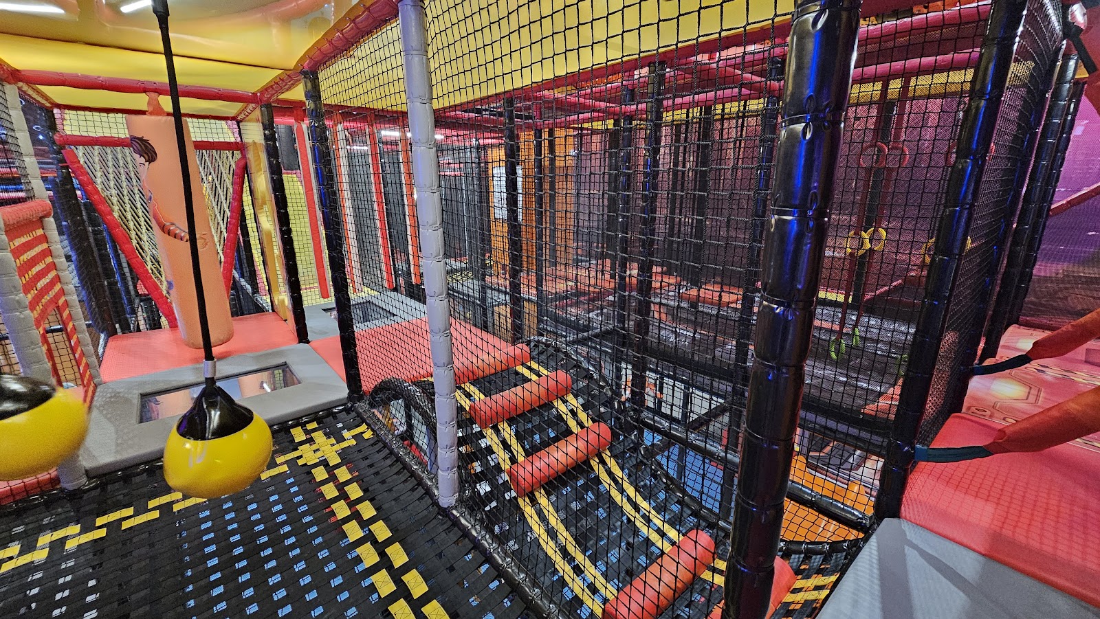 Orange Hub - Khalifa City, Forsan Central Mall photo 4