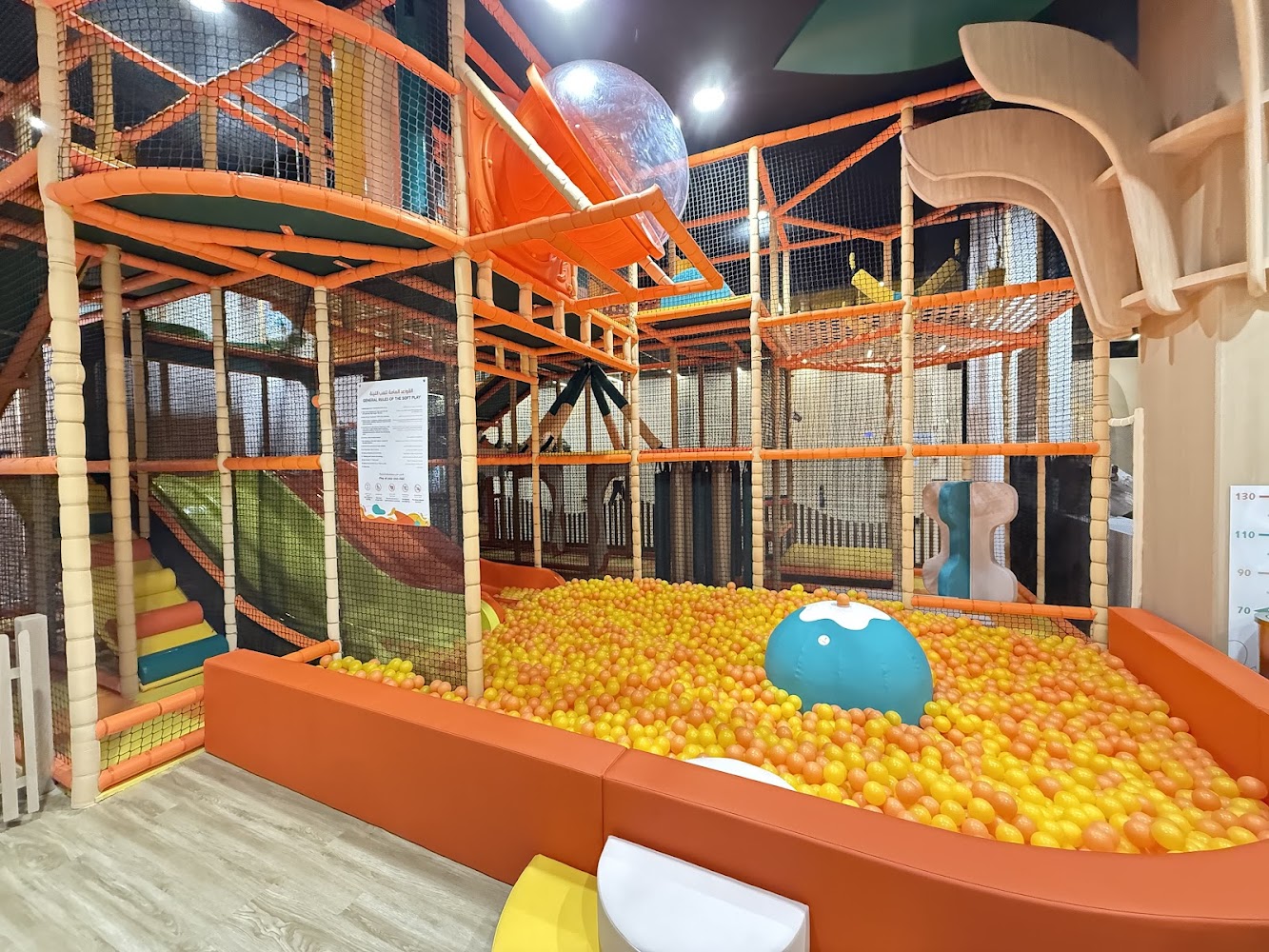 Orange Wheels - Dubai Mall (Zabeel Extension) photo 3