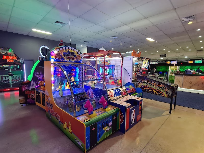 Oz Tenpin Greensborough Lanes photo 3