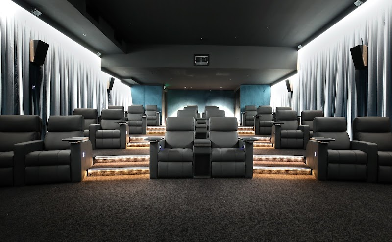 Palace Cinema Como photo 2