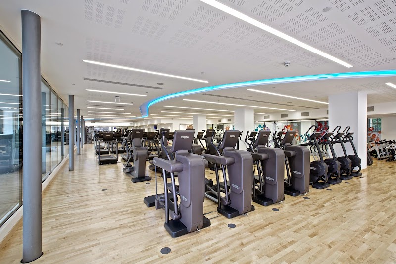 Pancras Square Leisure