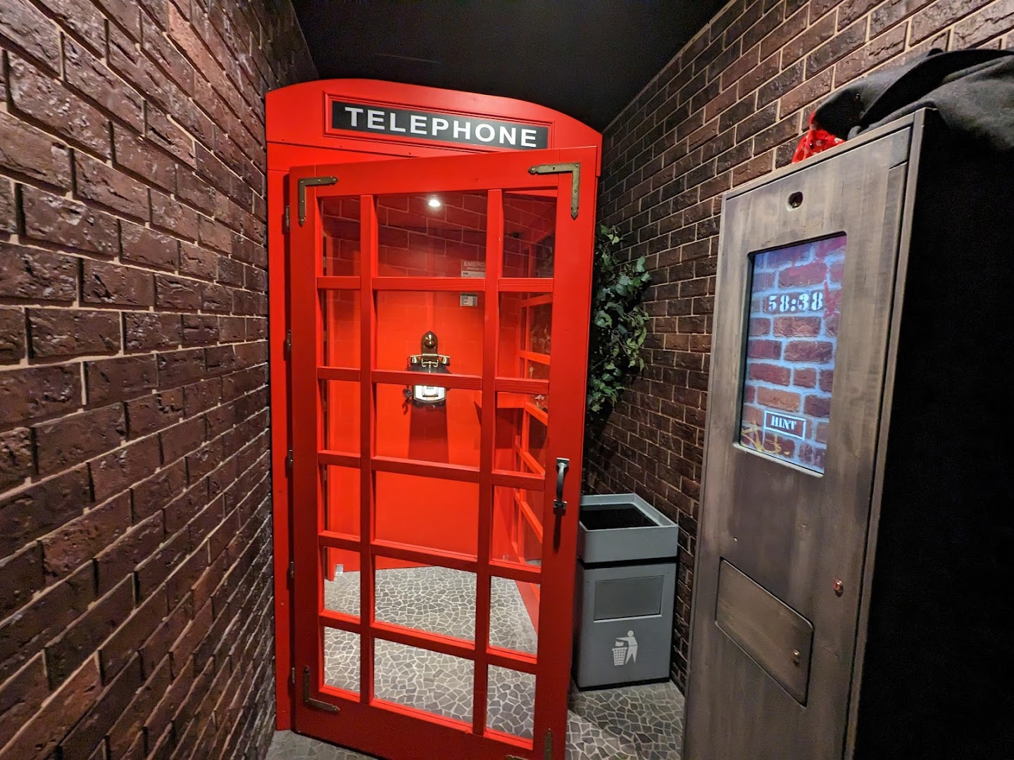 PanIQ Escape Room San Francisco photo 2