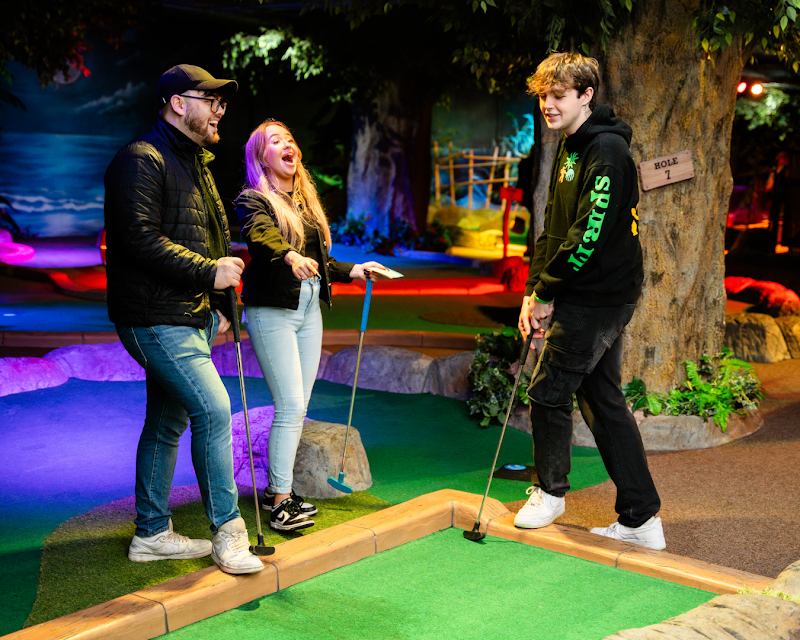 Paradise Island Adventure Golf Manchester photo 3
