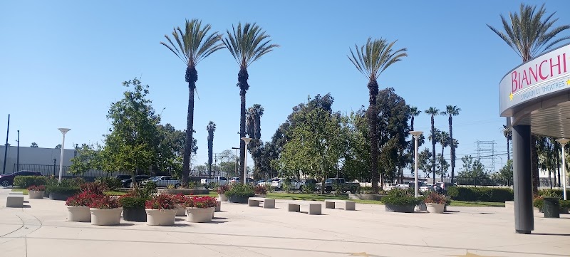 Paramount Entertainment Center