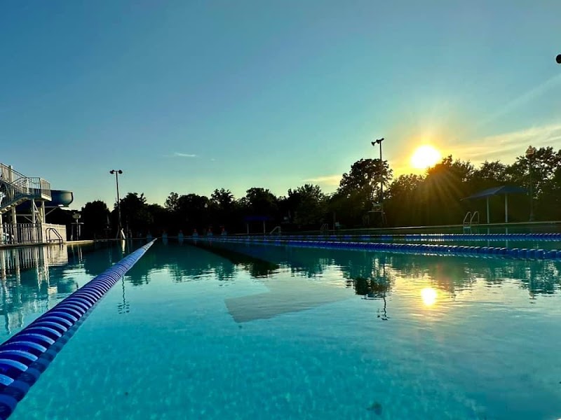 Paramus Pool photo 2