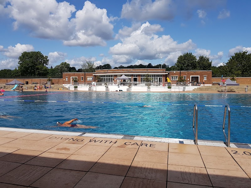 Parliament Hill Fields Lido