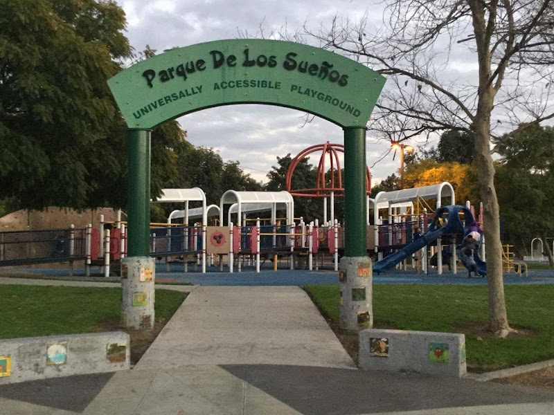 Parque De Los SueΓ±os City Park