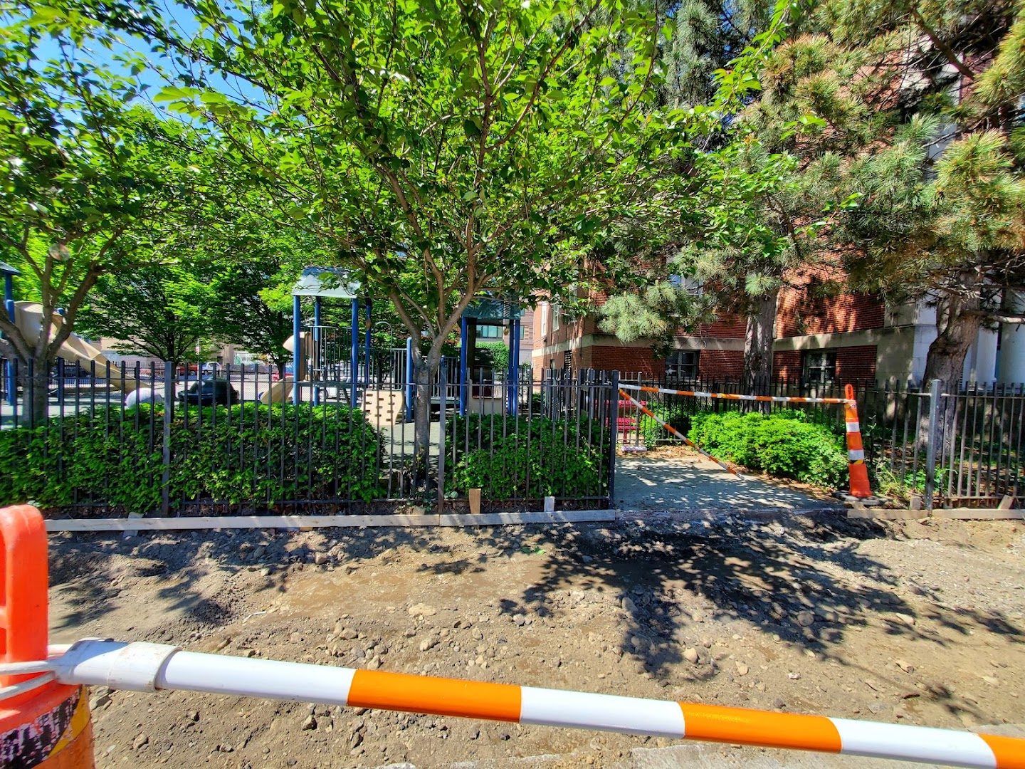 Peterborough Street Playground photo 2