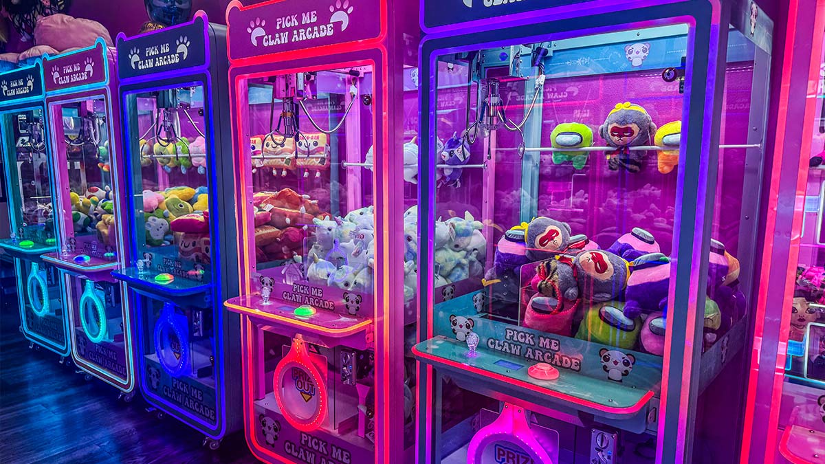 Pick Me Claw Arcade