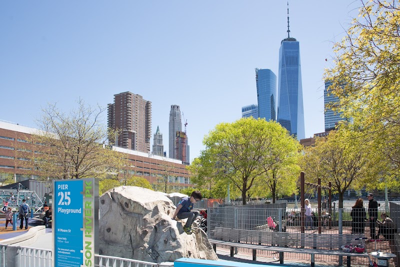 Pier 25 Playground photo 2