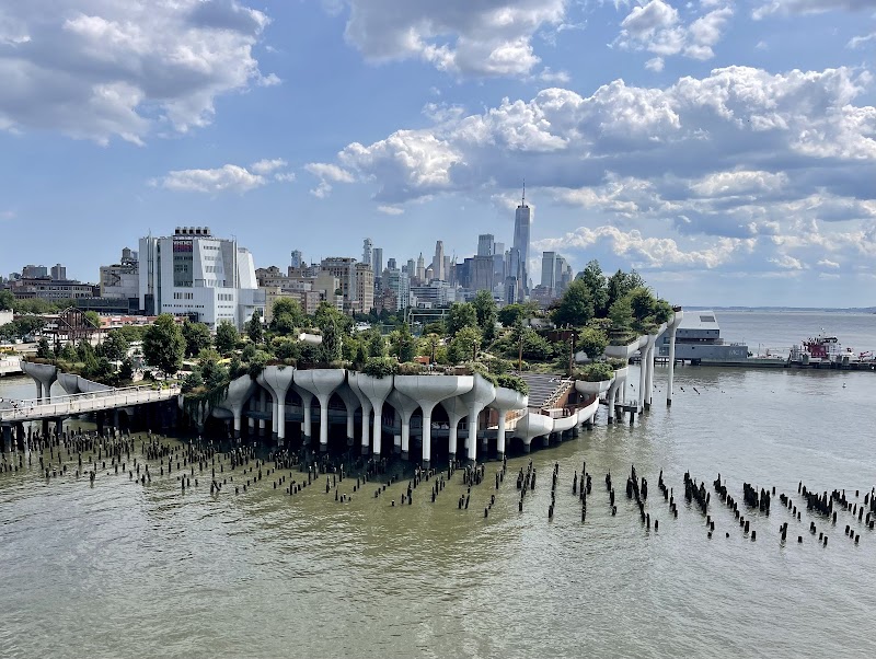 Pier 51 at Hudson River Park photo 2