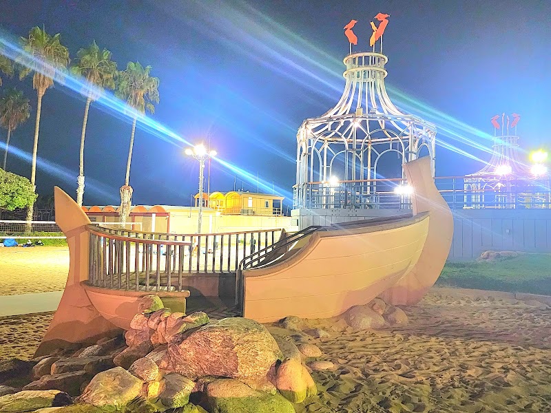 Pier Playground photo 3