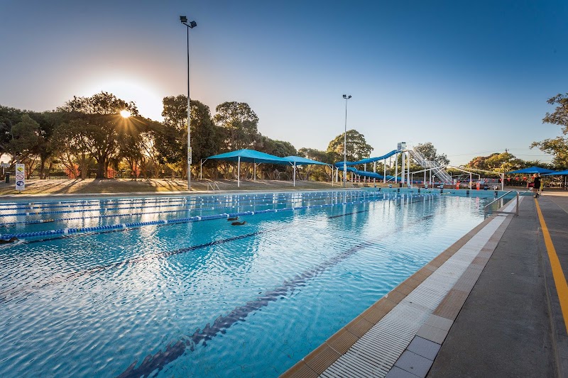 Pines Forest Swimming Centre