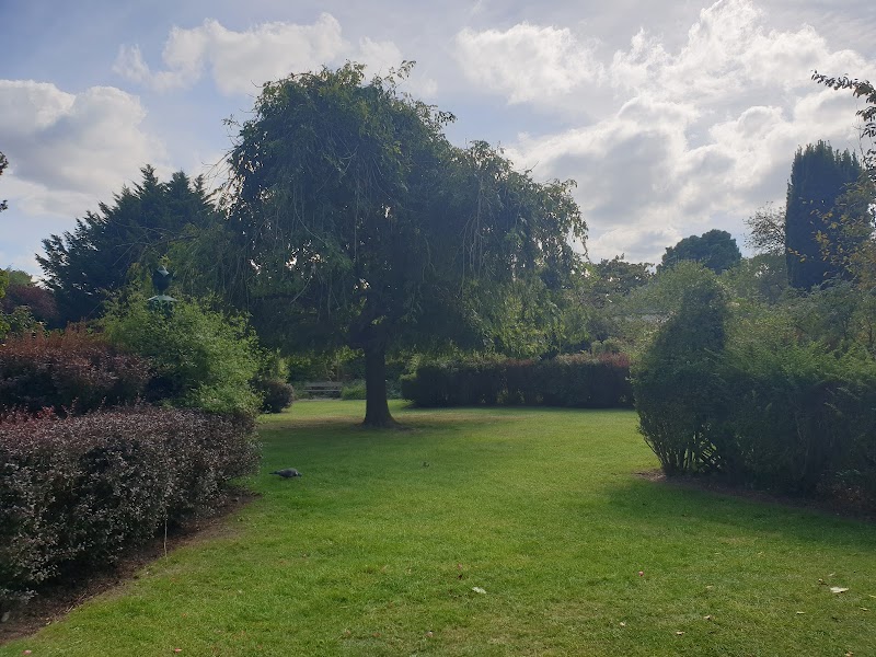 Pinner Memorial Park Childrens' Playground photo 3