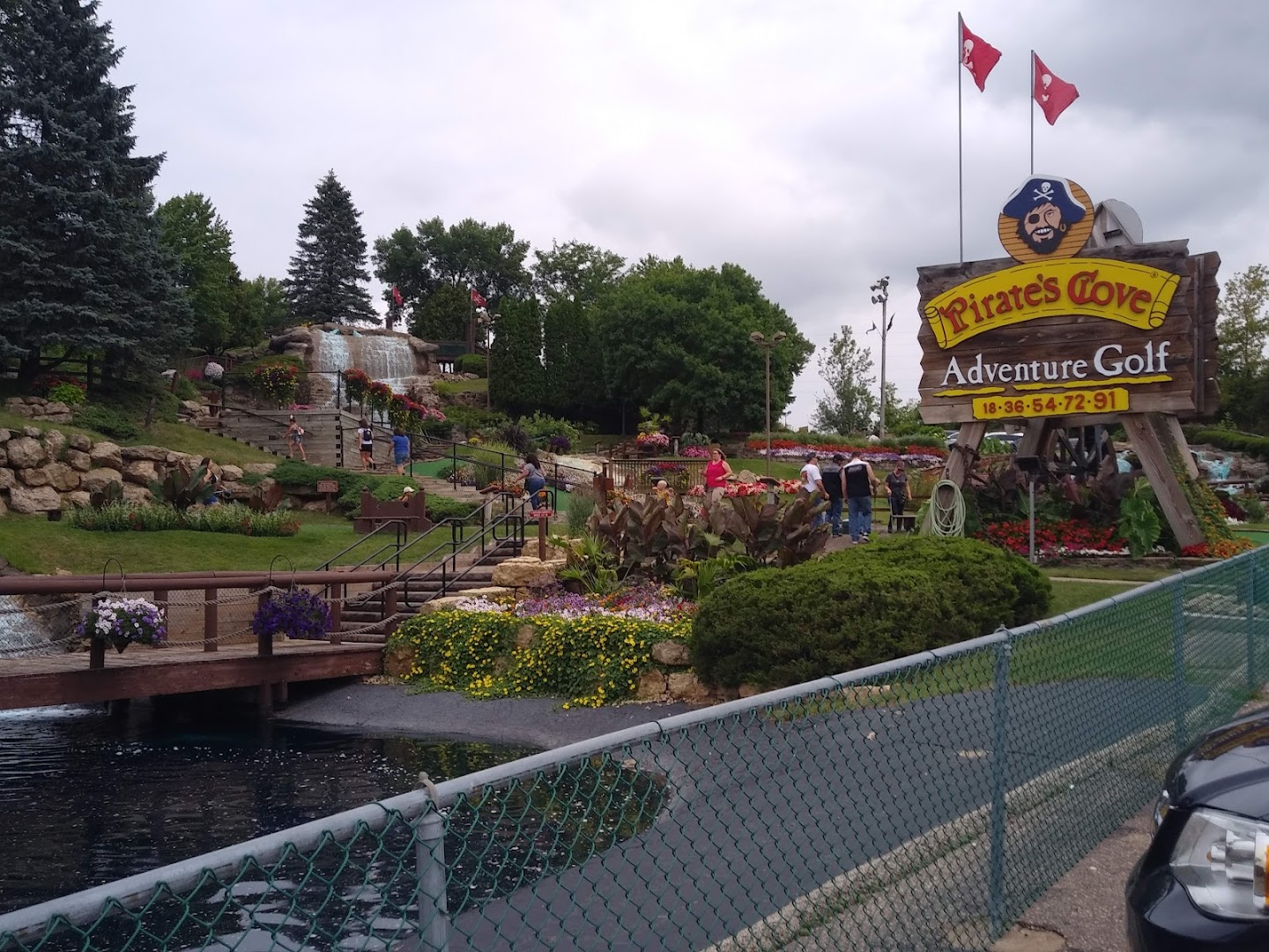 Pirate's Cove Adventure Golf photo 2