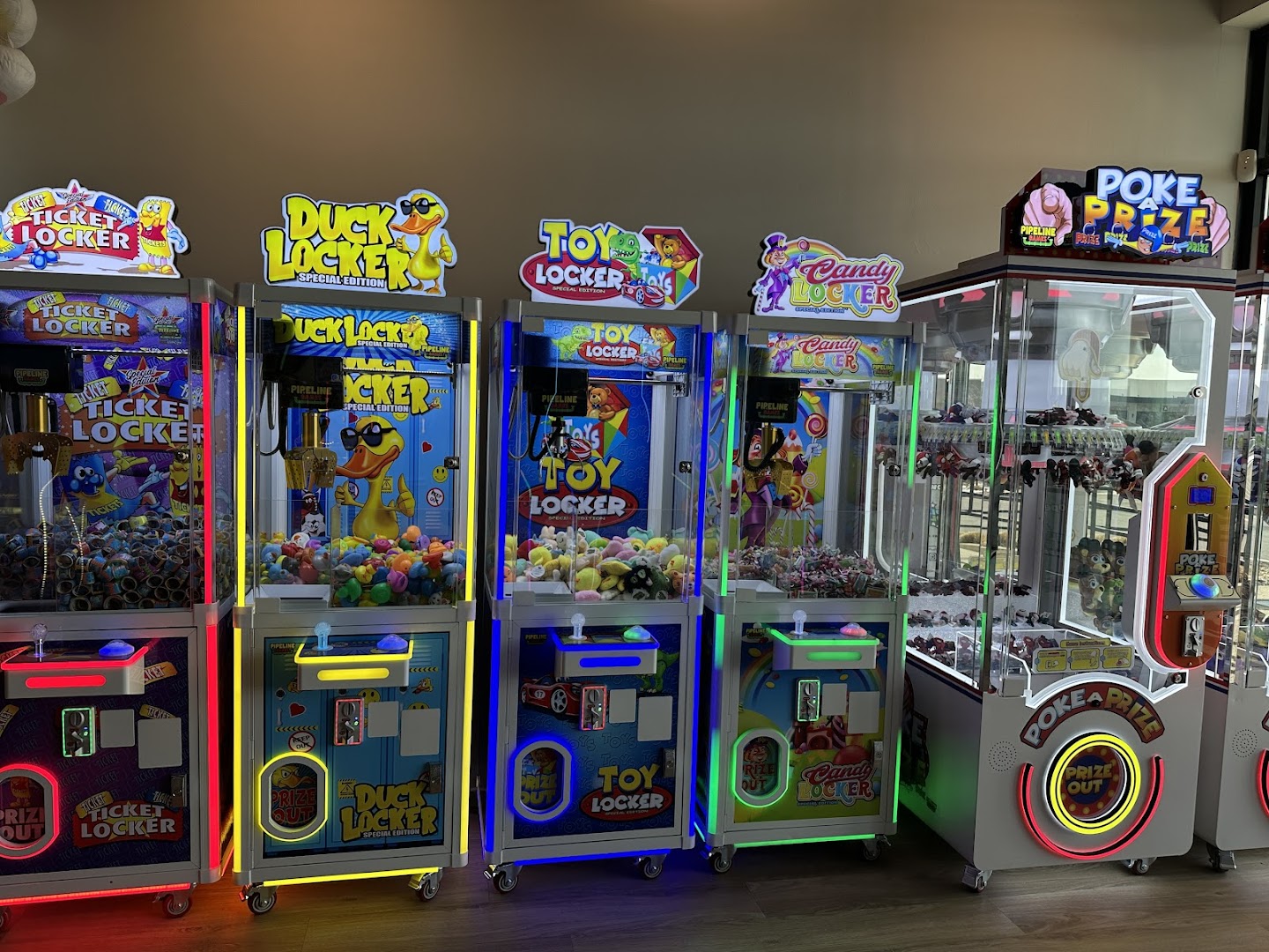 Pixel Planet Arcade photo 2