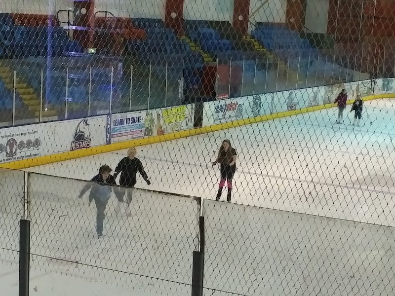 Planet Ice Gillingham photo 3