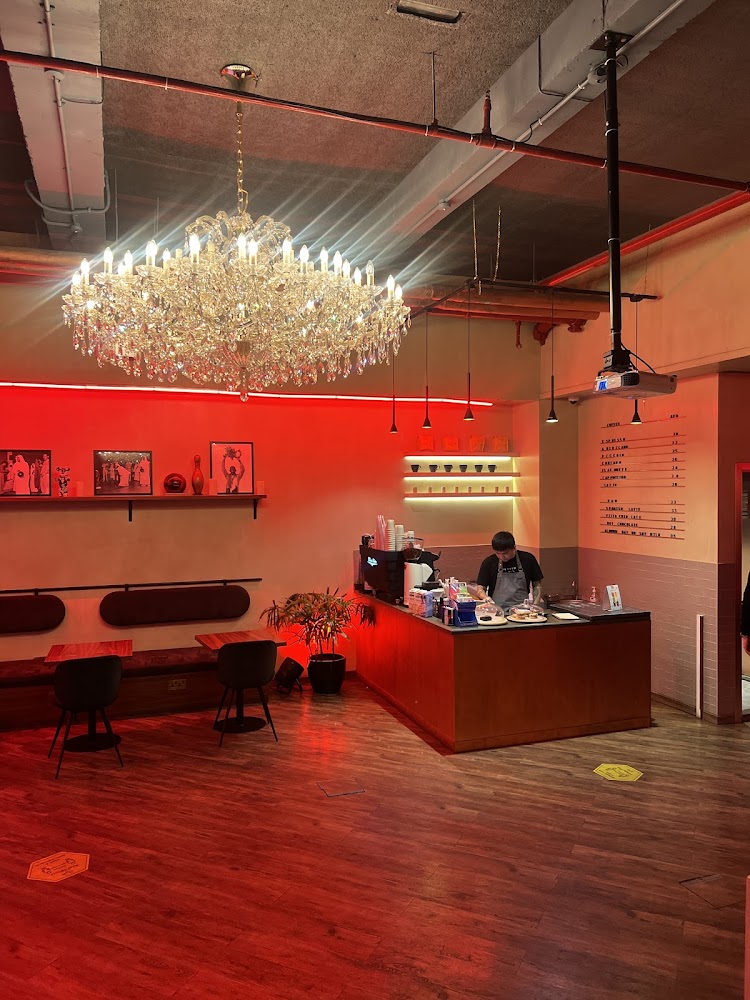 Player's den photo 4