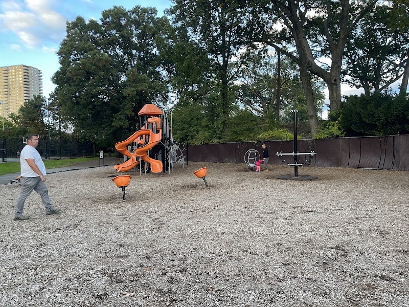 Playground photo 3