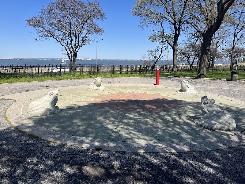Playground LXXIX photo 3