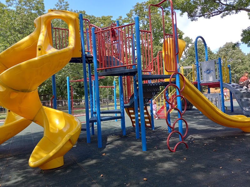 Playgrounds photo 3
