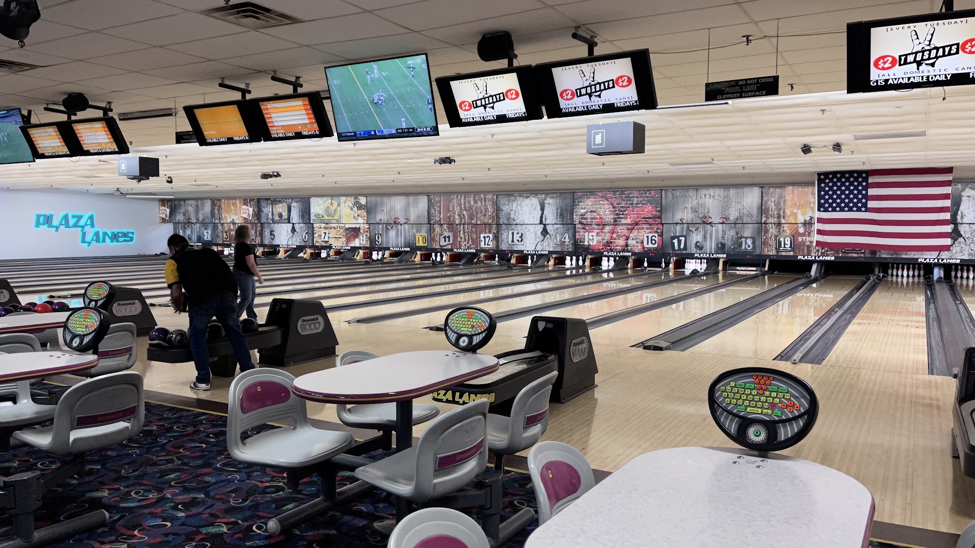 Plaza Lanes photo 2