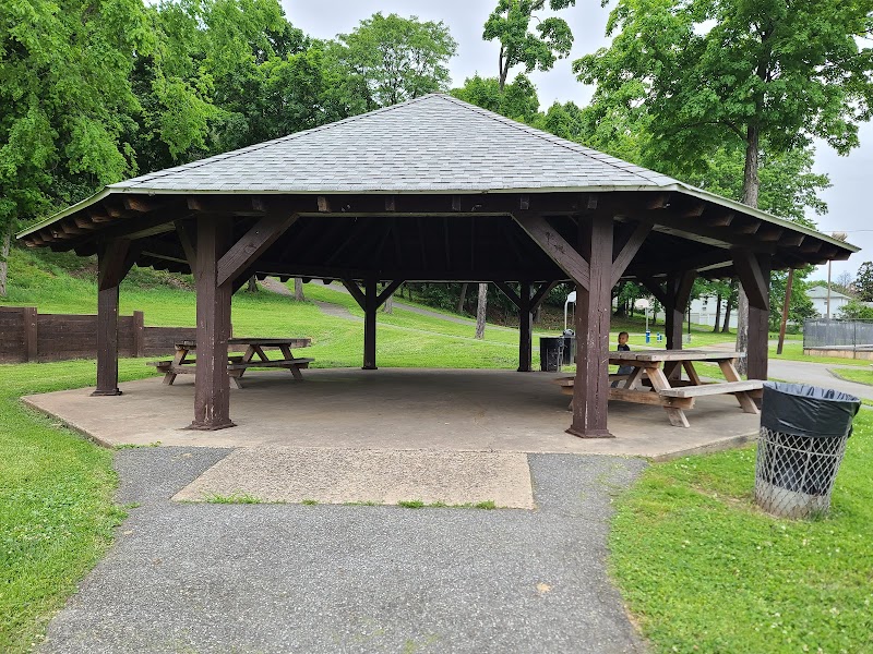 Polifly Park photo 3