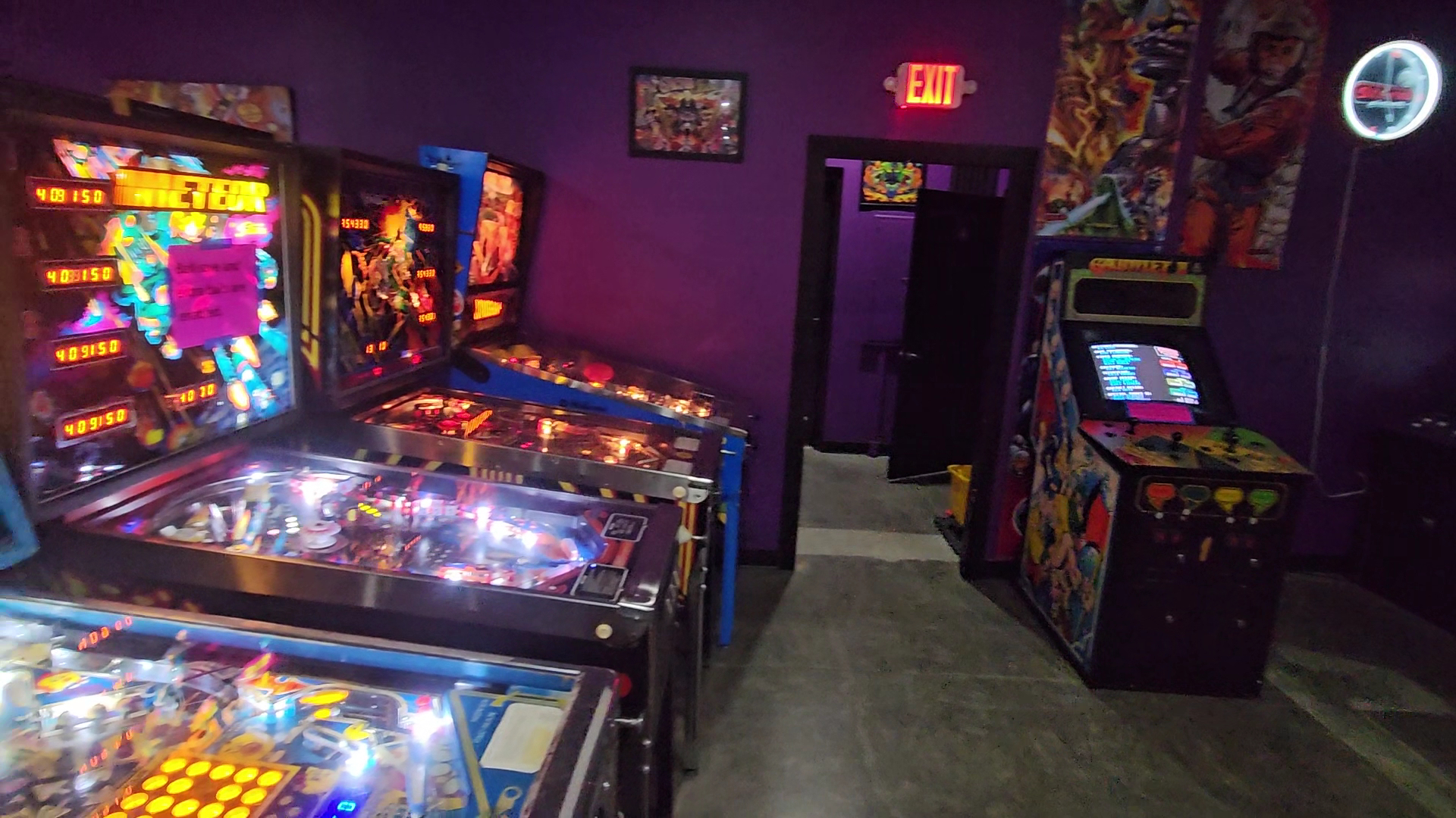 Portal Pinball Arcade photo 2